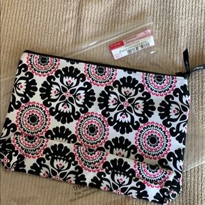 Thirty-one zipper pouch